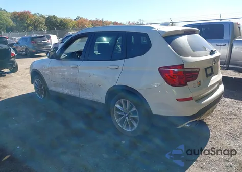 2016 BMW X3 xDrive28I z USA, uszkodzony, nr VIN 5UXWX9C58G0D81223